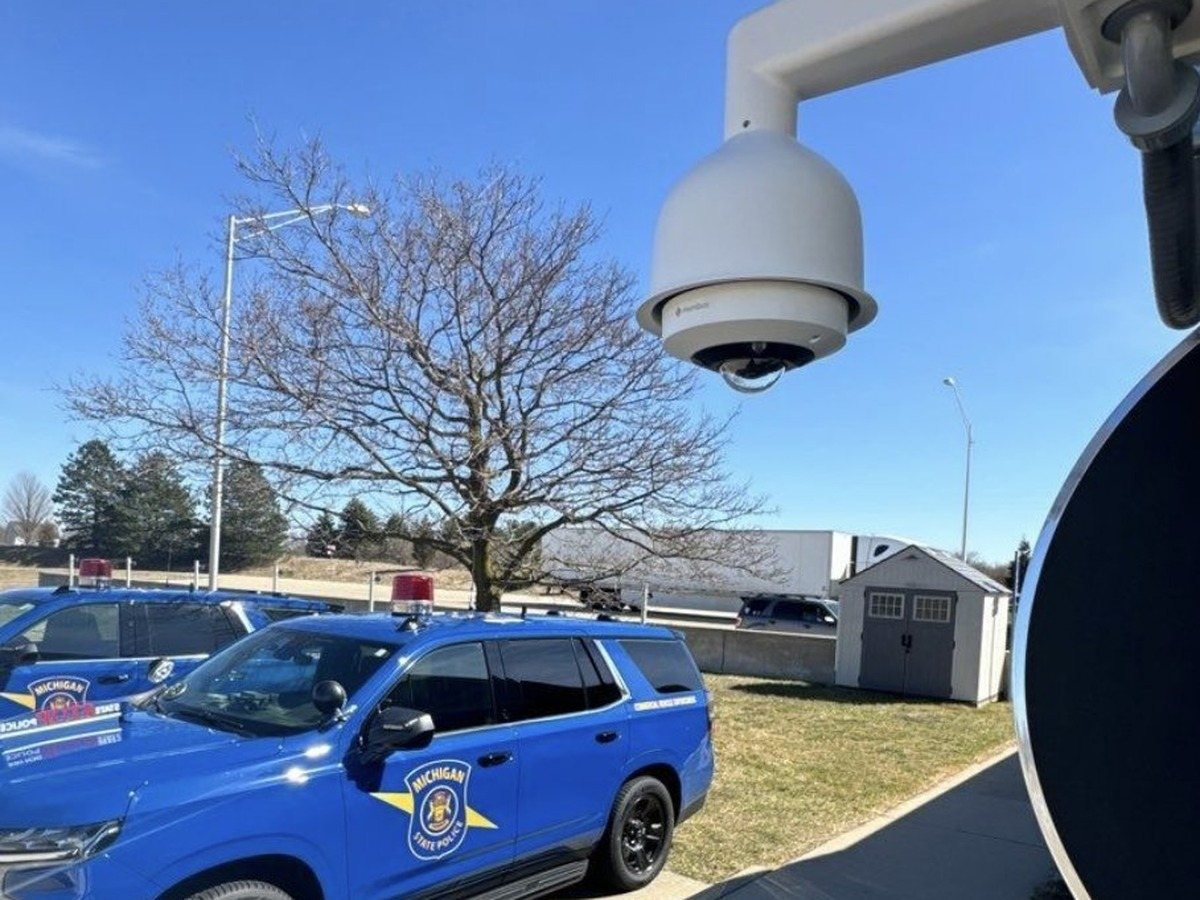 Outdoor dome PTZ camera Michigan