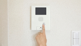 Commercial alarm systems with intrusion, glass break, panic and monitoring Michigan 586-466-4490